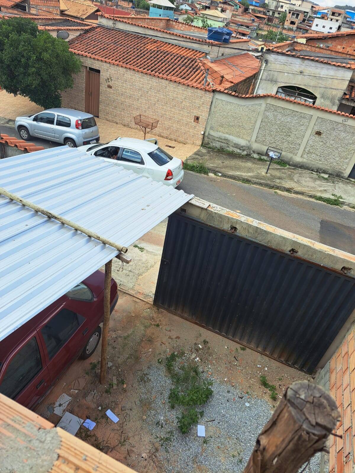 Casa Duplex à venda no Serra Azul: 