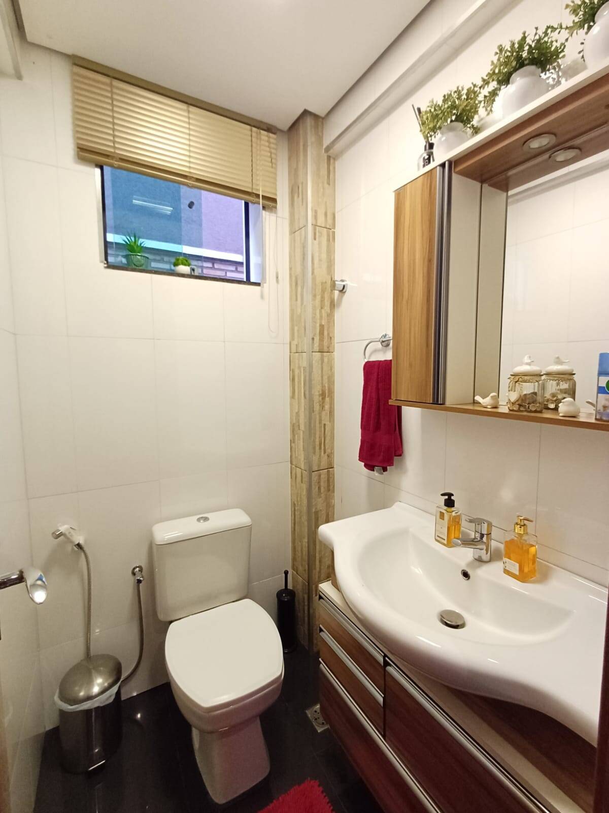 Casa Duplex à venda no Santa Rosa: 