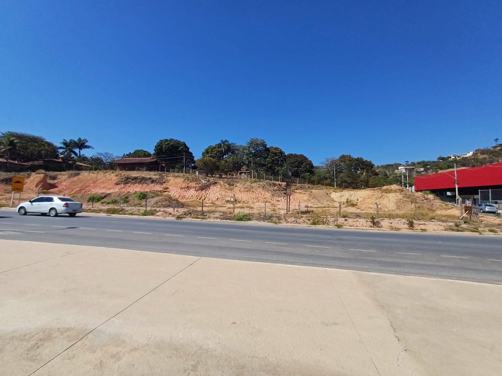 Lote à venda no QUINTAS DA JANGADA: 