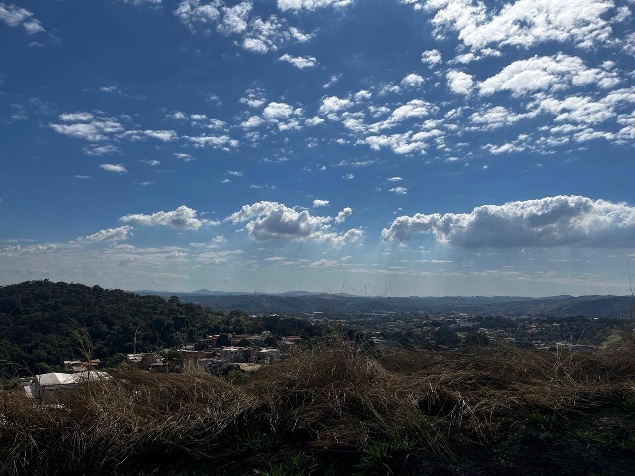 Lote à venda no Jardim Das Oliveiras: 