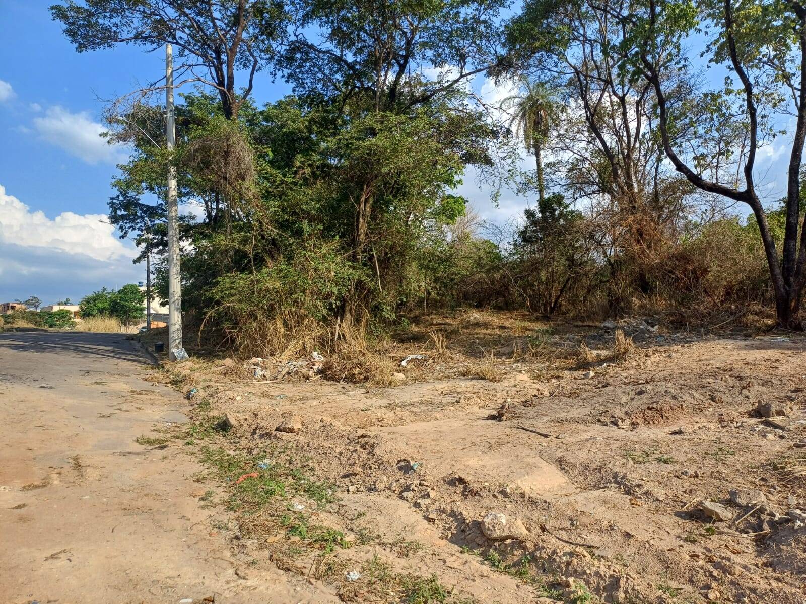 Lote à venda no Serra Azul: 