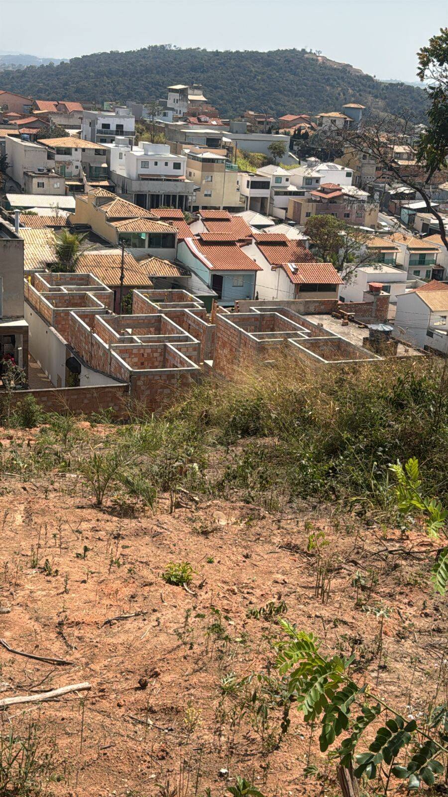 Lote à venda no Tangará: 