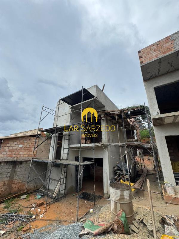 Casa Duplex à venda no Masterville: 