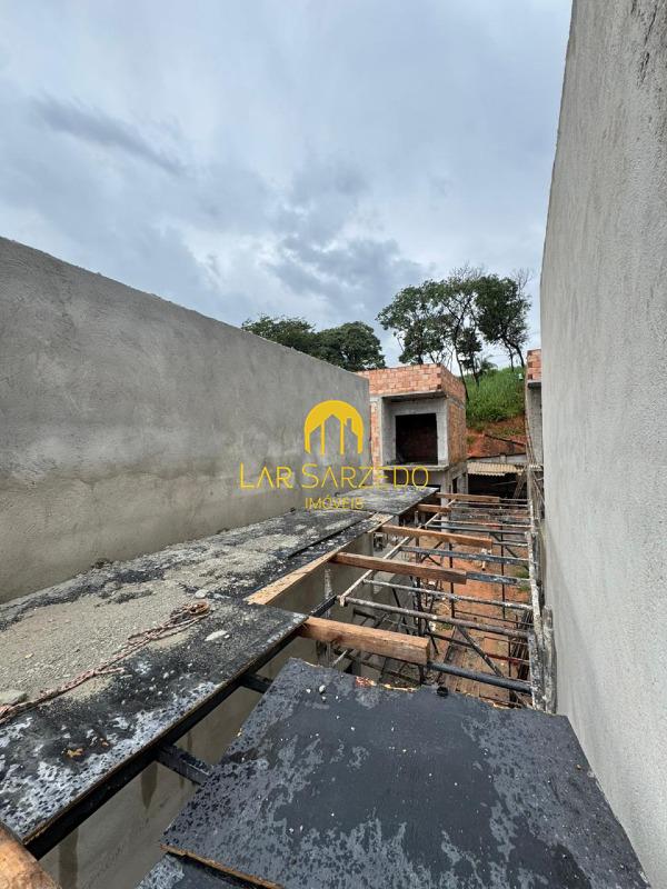 Casa Duplex à venda no Masterville: 