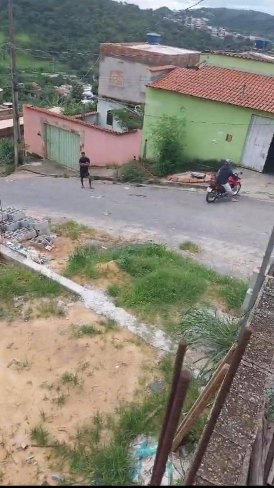 Lote à venda no Serra Dourada (Parque Durval de Barros): 