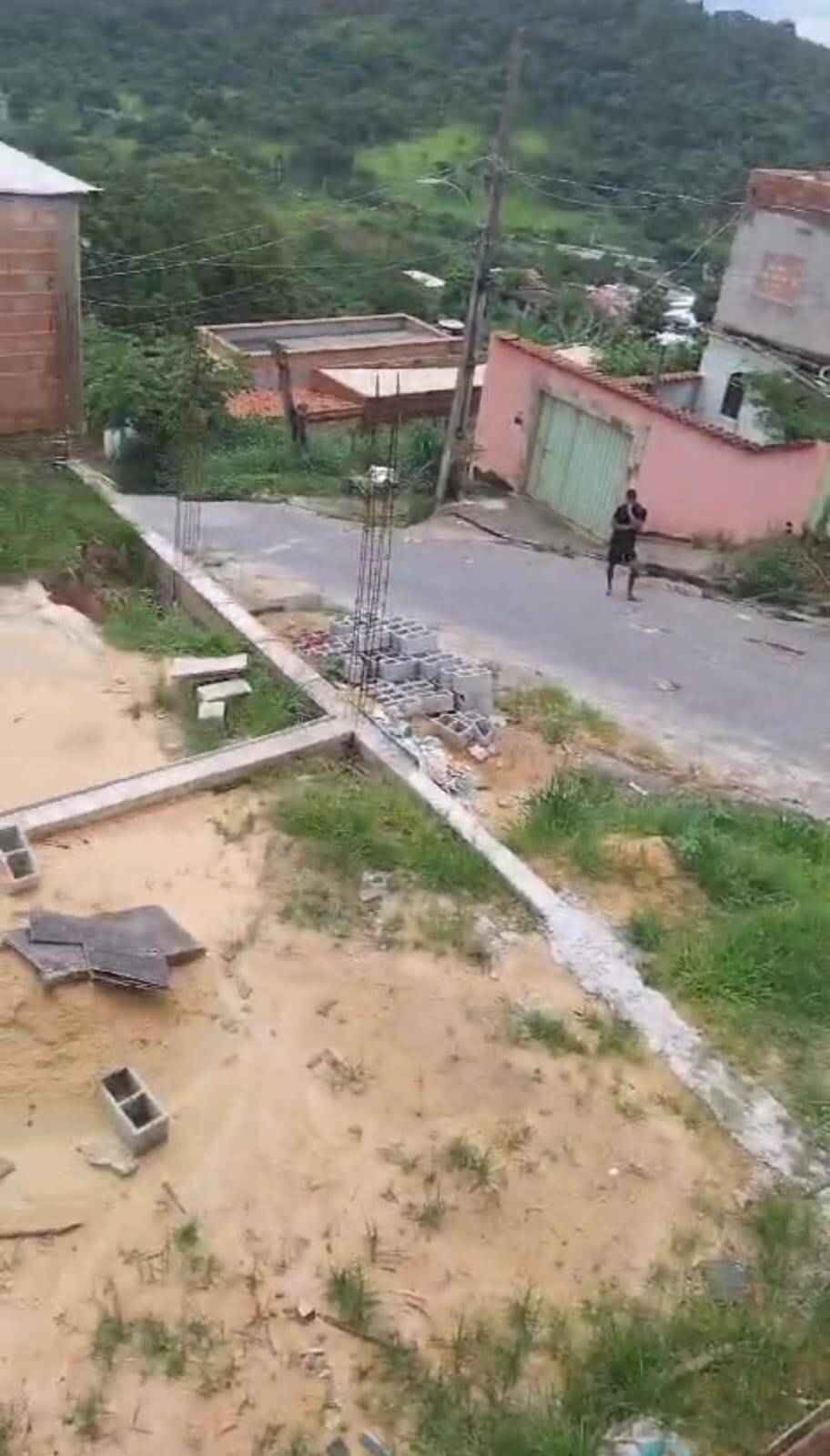 Lote à venda no Serra Dourada (Parque Durval de Barros): 