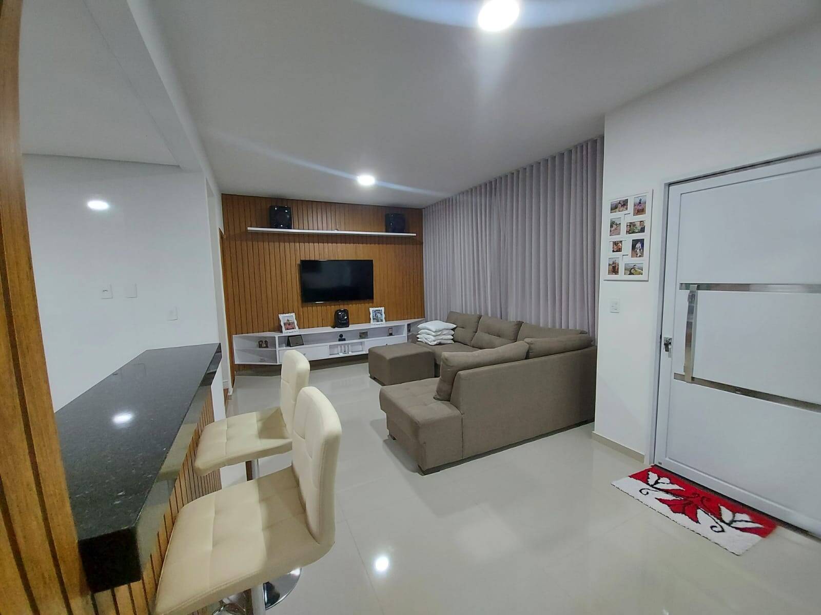 Casa Duplex à venda no Masterville: 