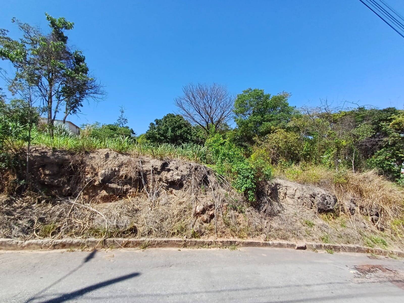 Lote à venda no Jardim Anchieta: 