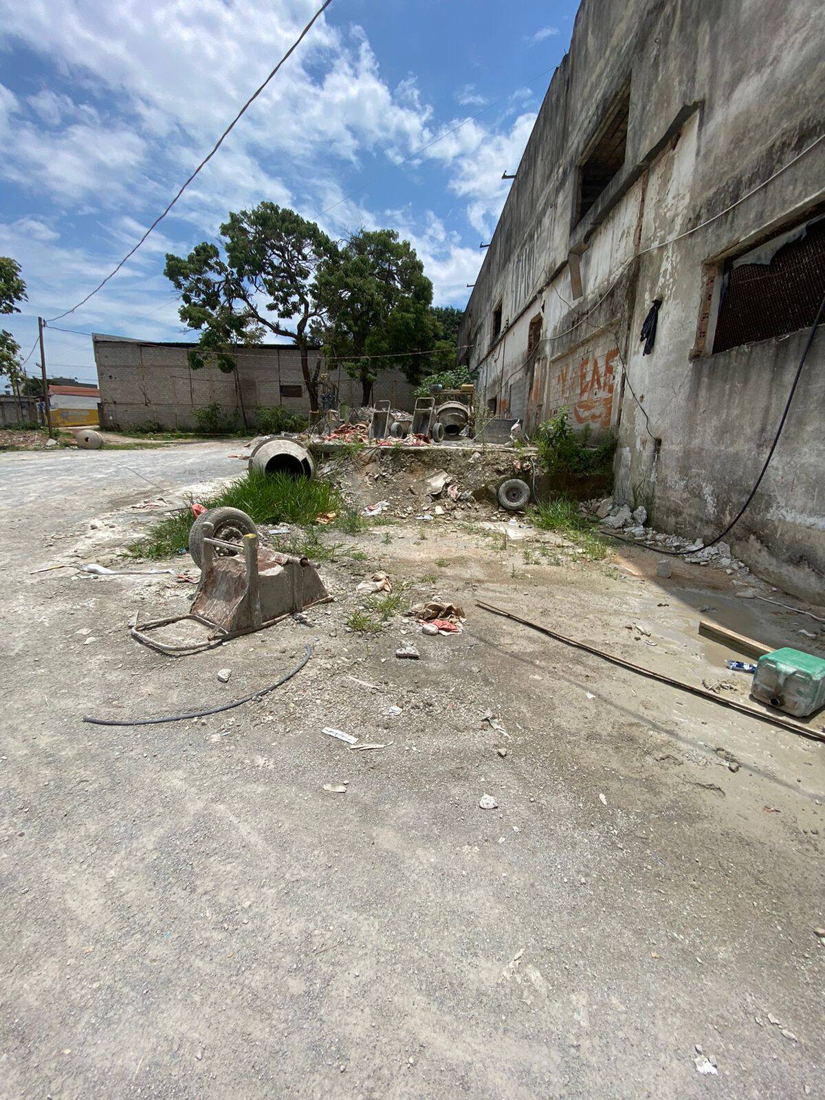 Terreno à venda no Santa Rita: 