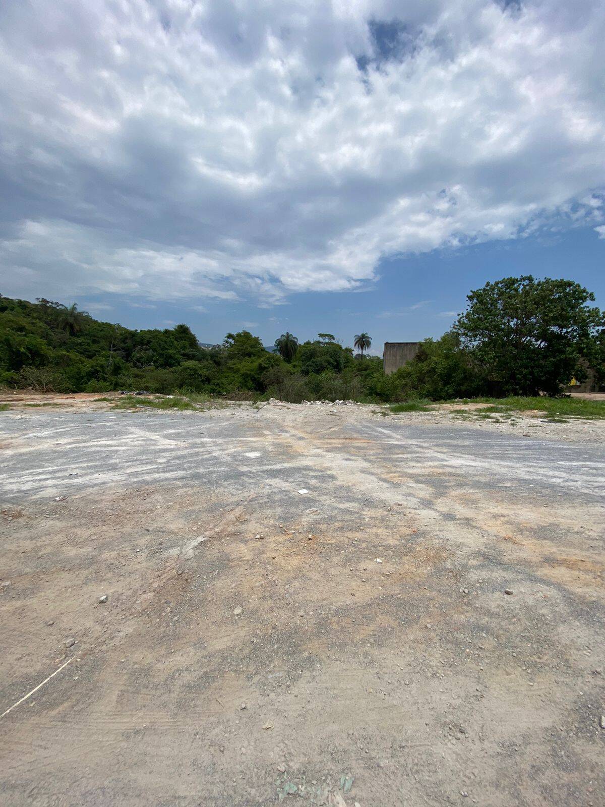 Terreno à venda no Santa Rita: 