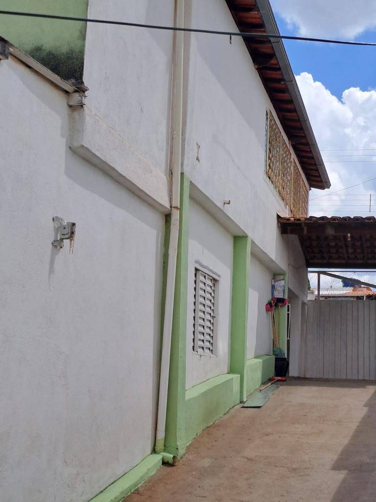 Casa à venda no Centro: 