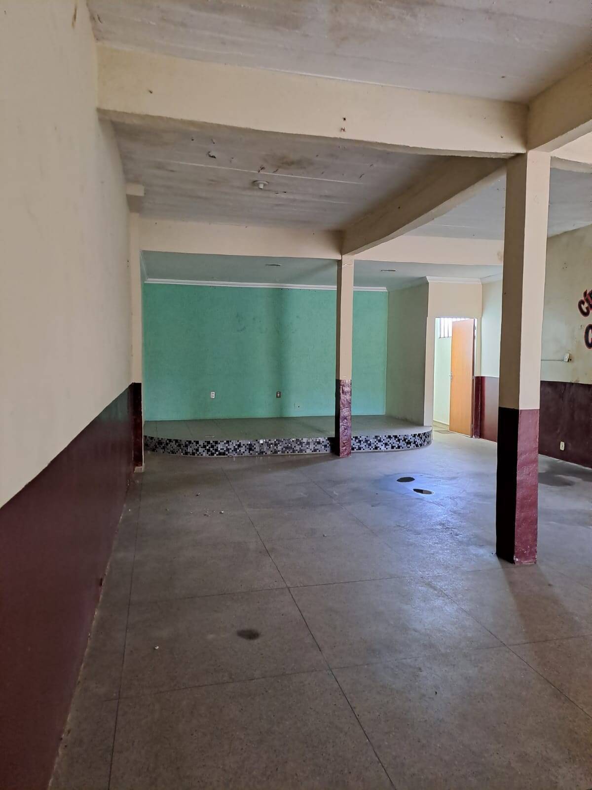 Barracão à venda no São Joaquim: 