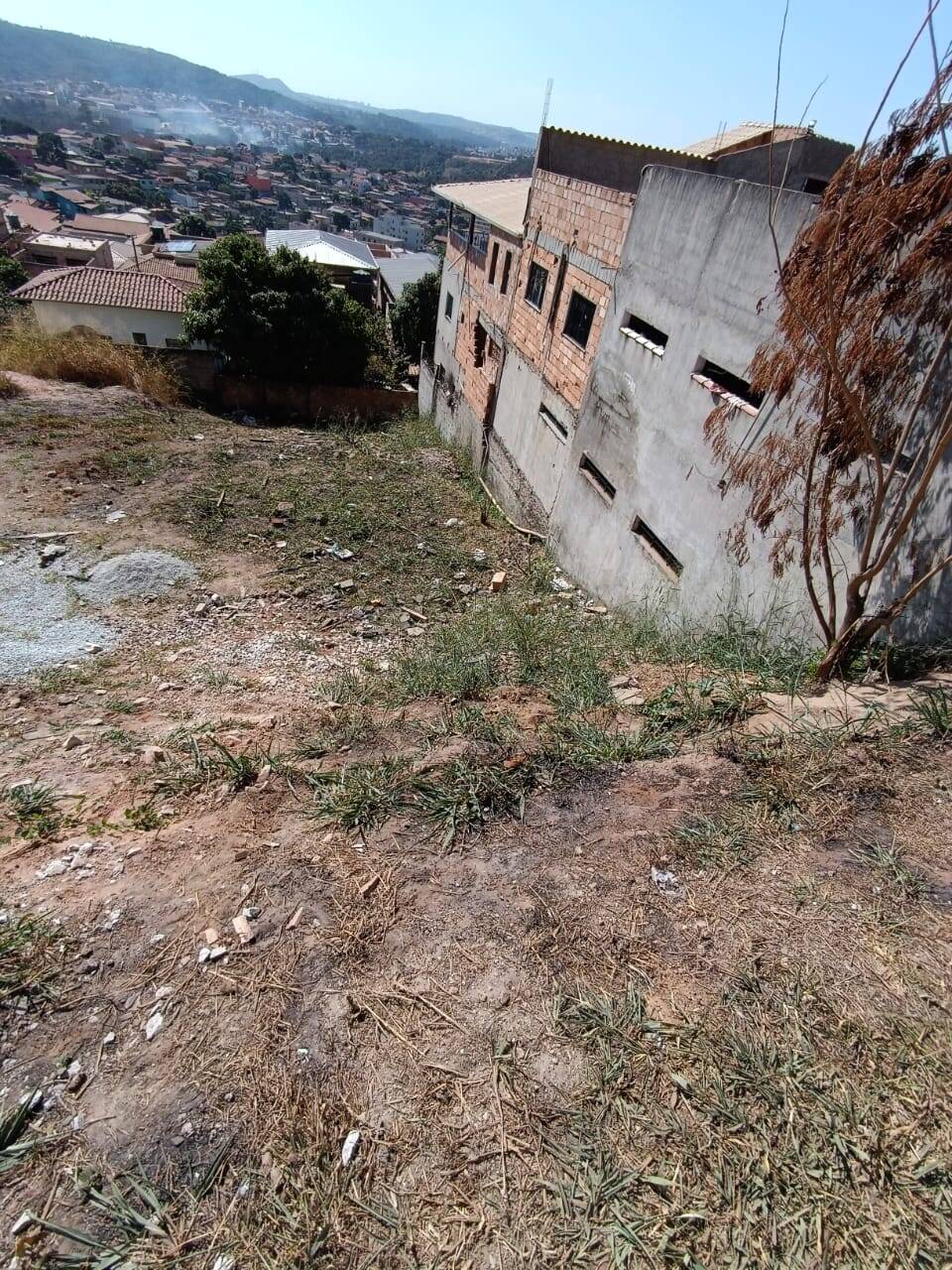 Lote à venda no Santo Antônio: 