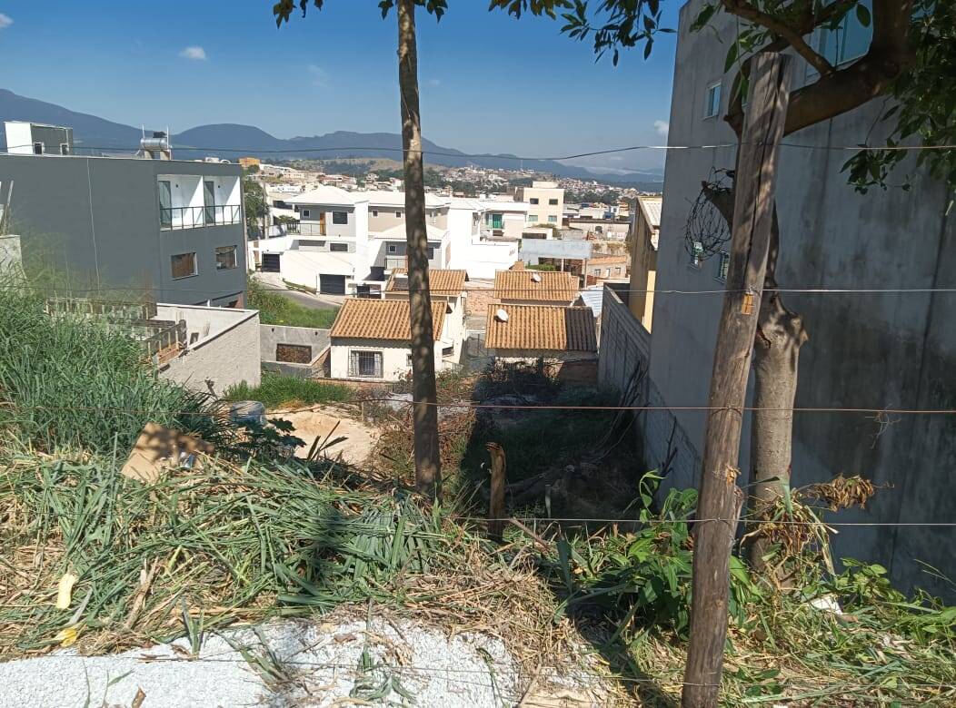 Lote à venda no Masterville: 