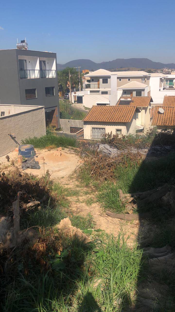 Lote à venda no Masterville: 