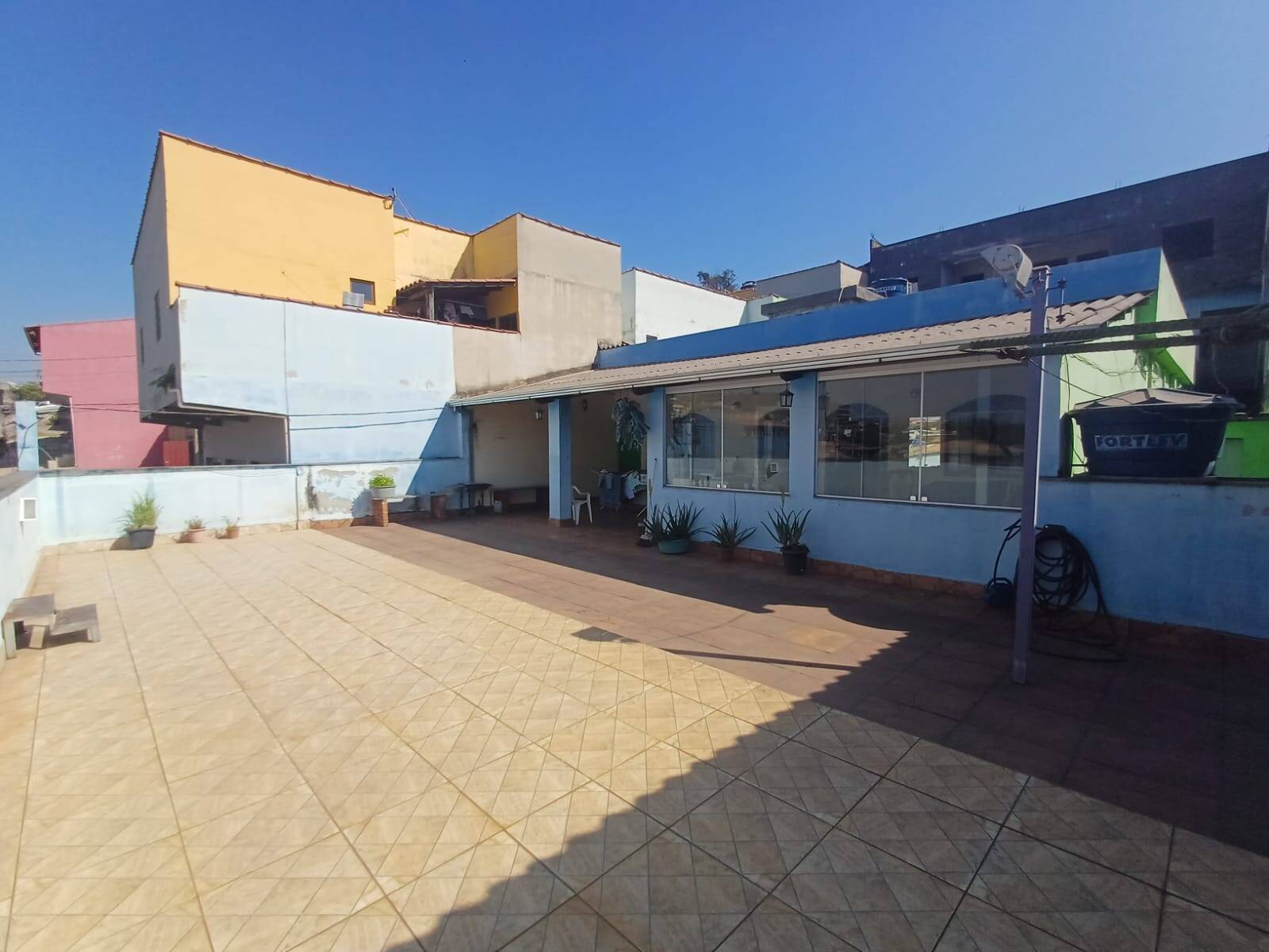 Casa à venda no Jardim Montreal - 1 Seção: 