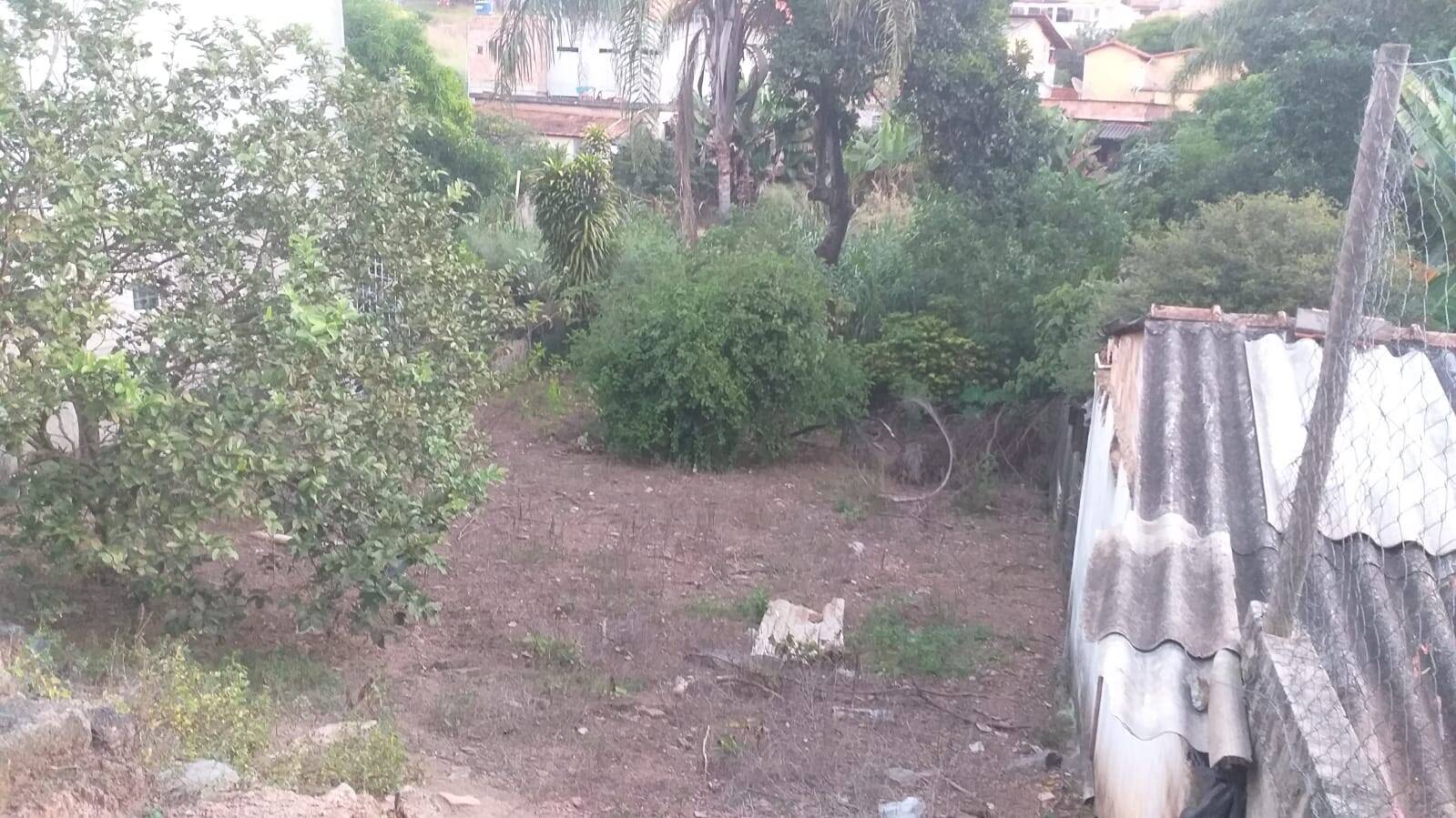 Lote à venda no Jardim Ibirité: 