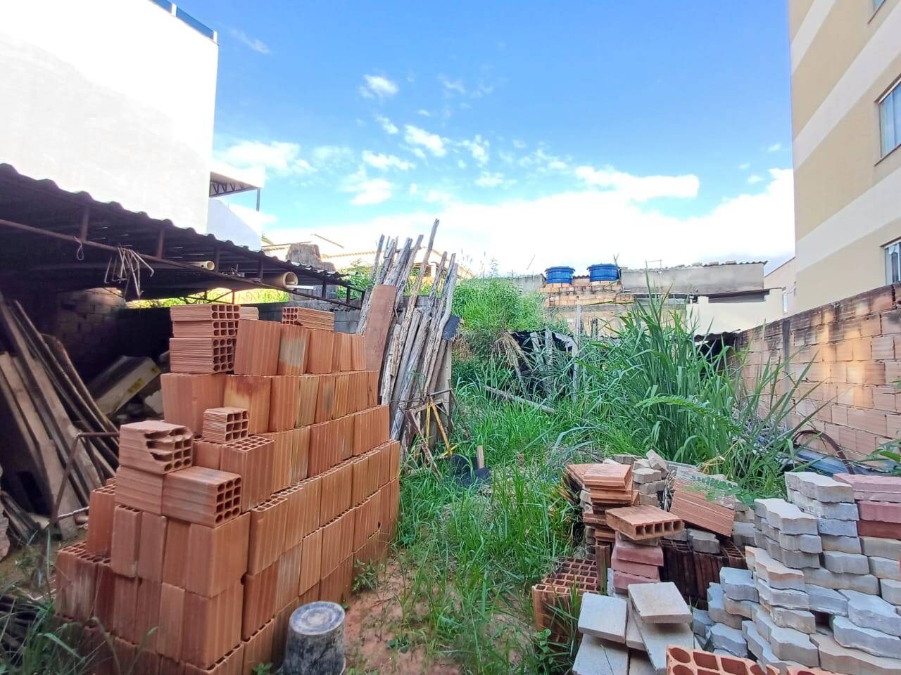 Lote à venda no Masterville: 