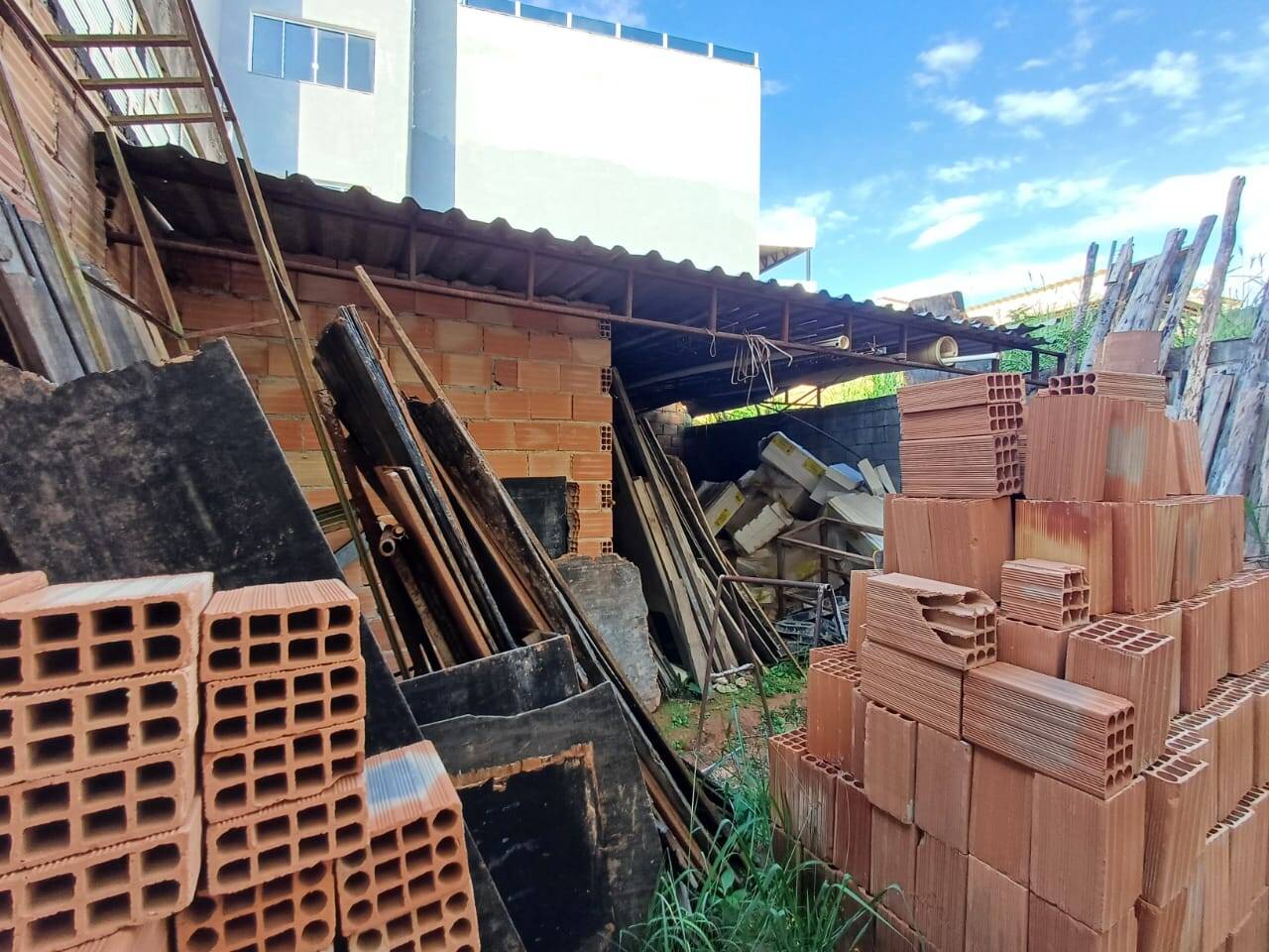 Lote à venda no Masterville: 