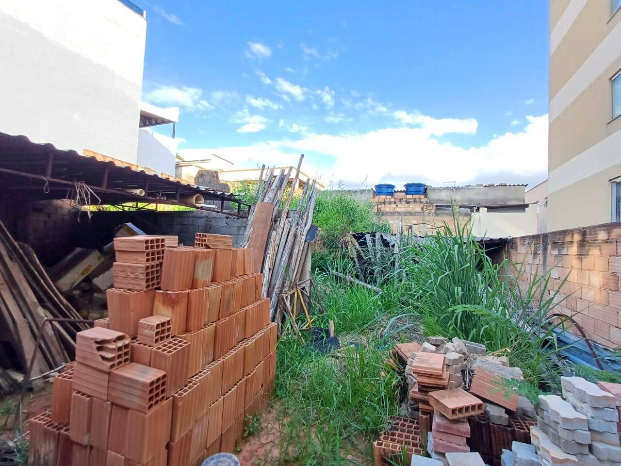 Lote à venda no Masterville: 