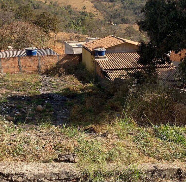 Lote à venda no Santo Antônio: 