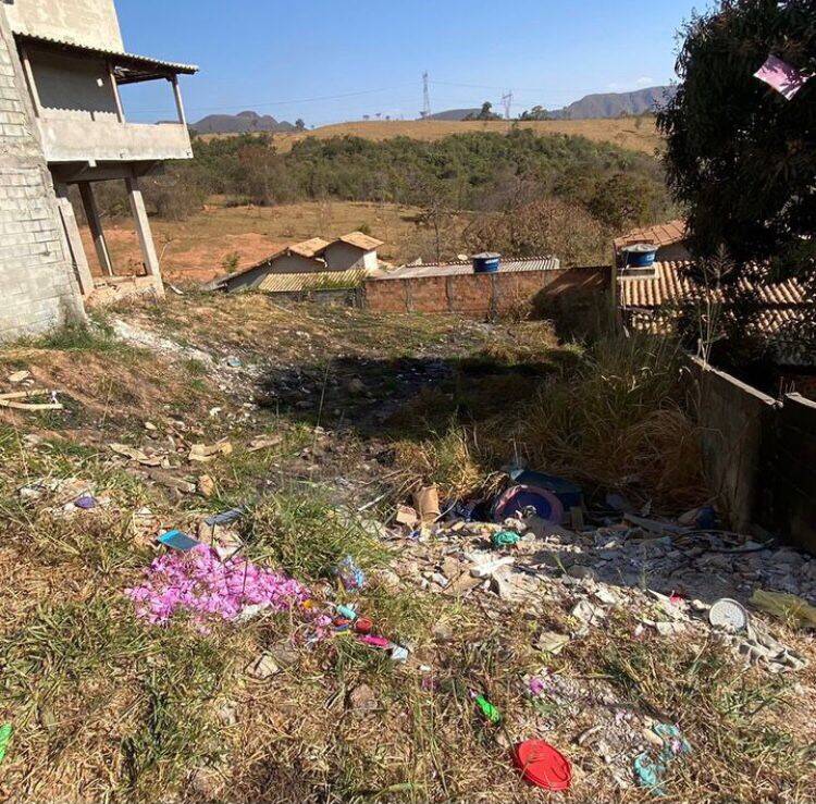 Lote à venda no Santo Antônio: 