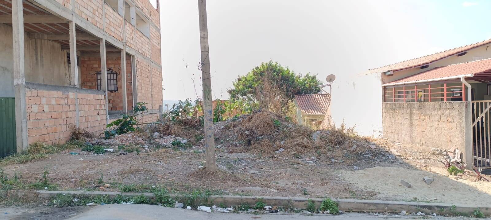 Lote à venda no Jardim Montreal - 1 Seção: 