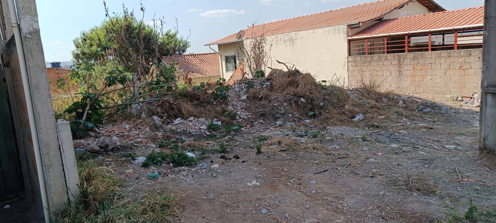 Lote à venda no Jardim Montreal - 1 Seção: 