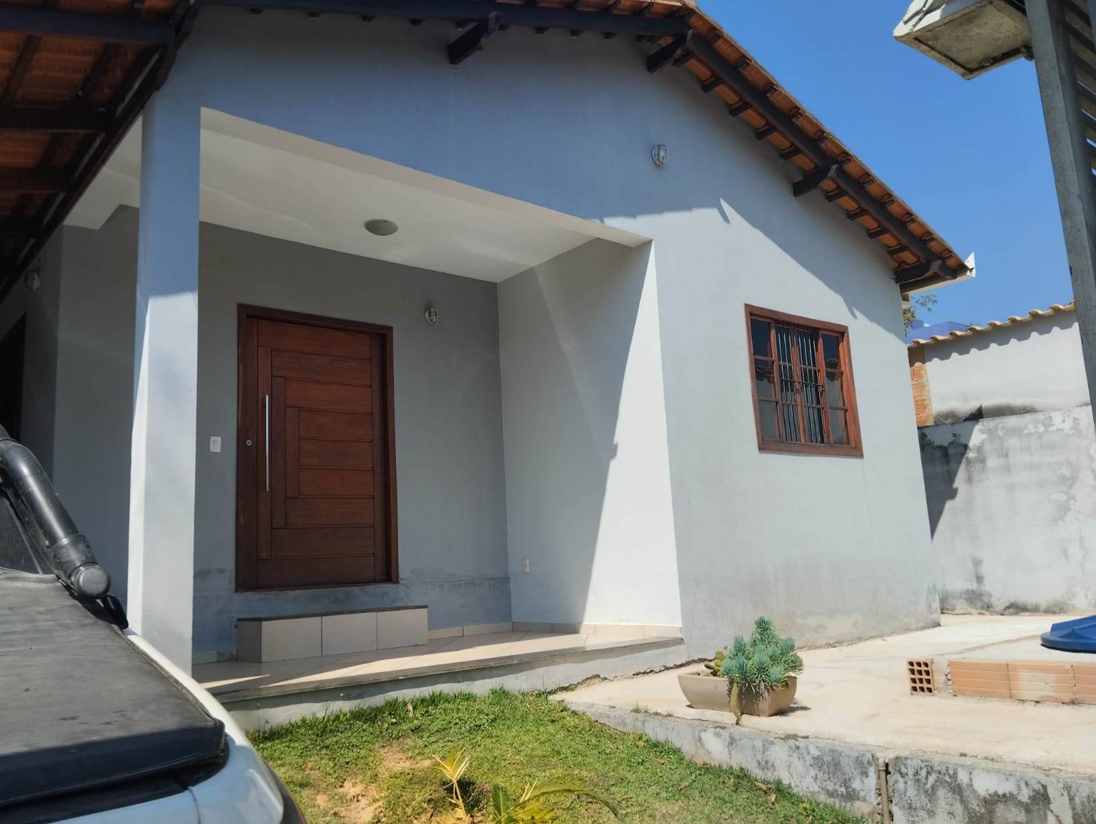 Casa à venda no Marmeleiros: 