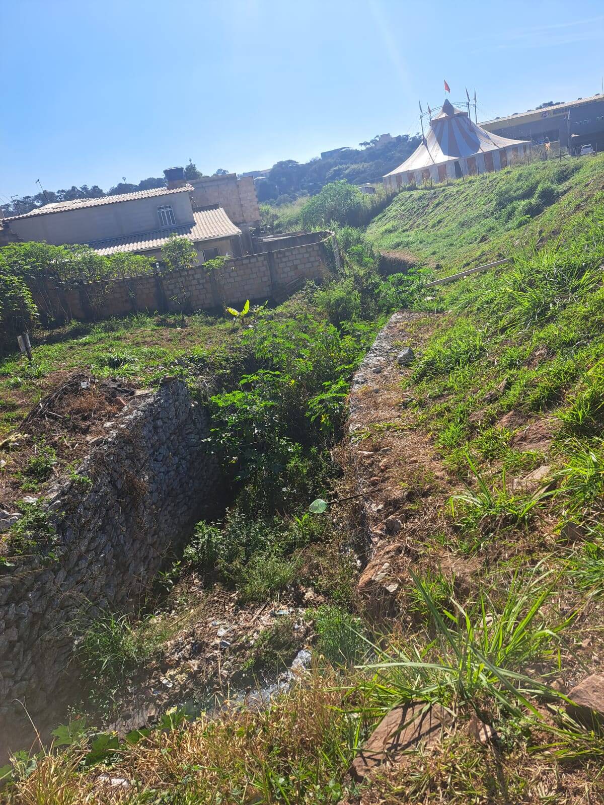Terreno à venda no Jardim Vera Cruz: 