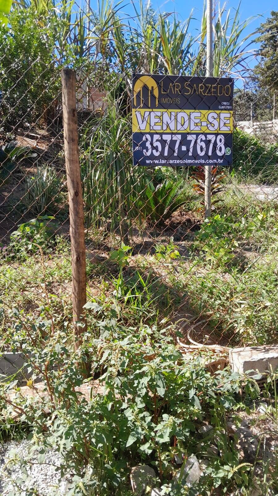 Lote à venda no Jardim Nazareno: 