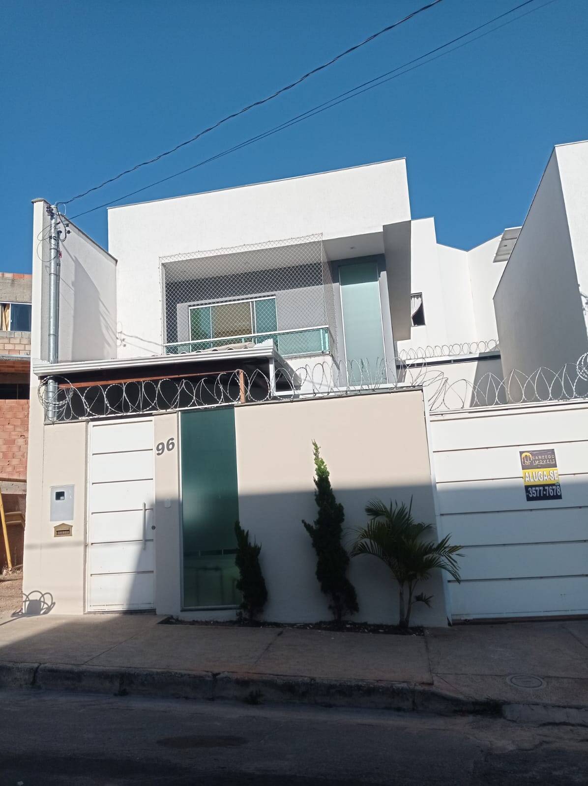 Casa Duplex à venda no Masterville: 