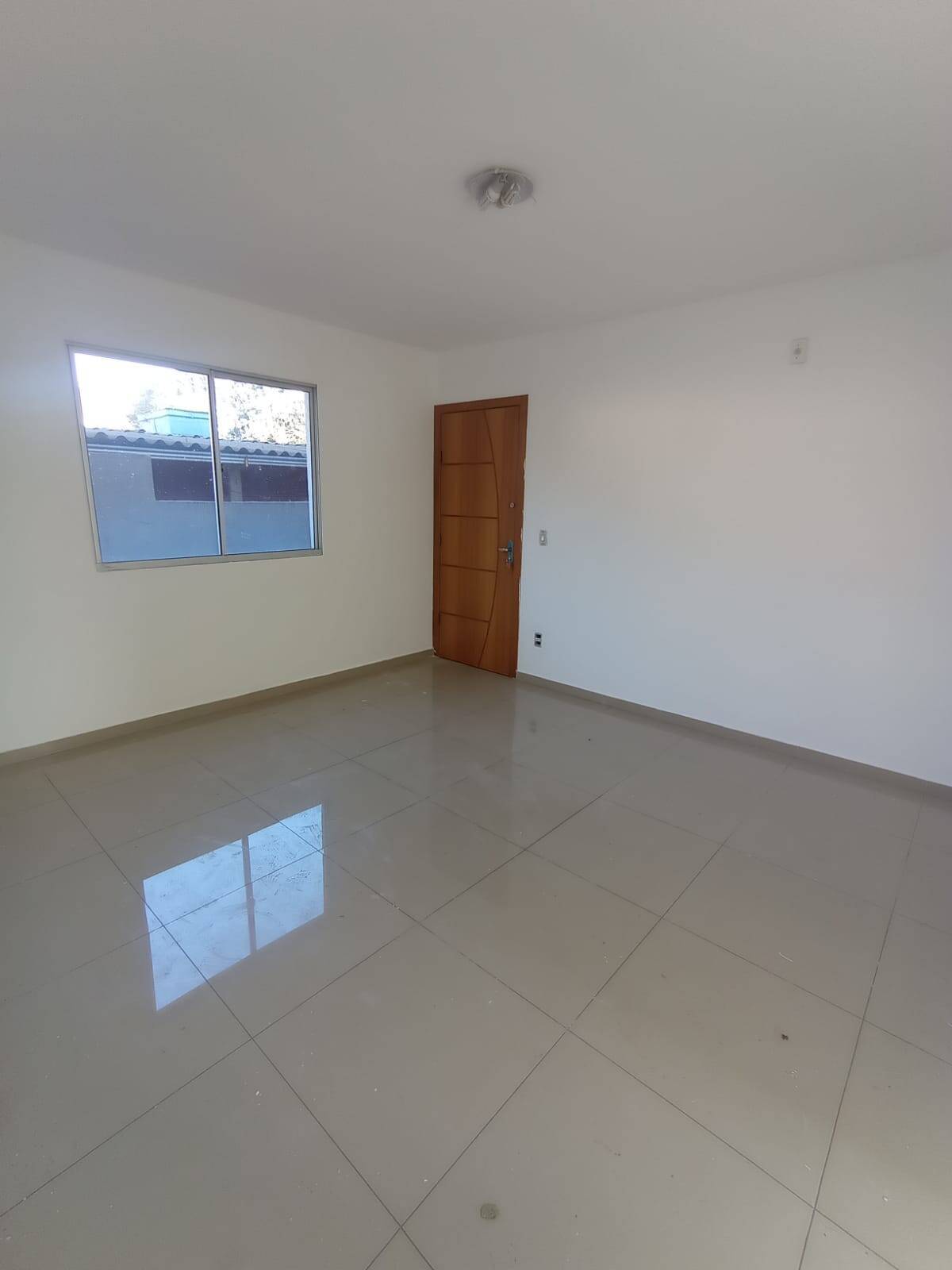 Área privativa à venda no Vila Satélite: 