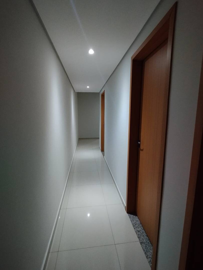 Área privativa à venda no Serra Azul: 