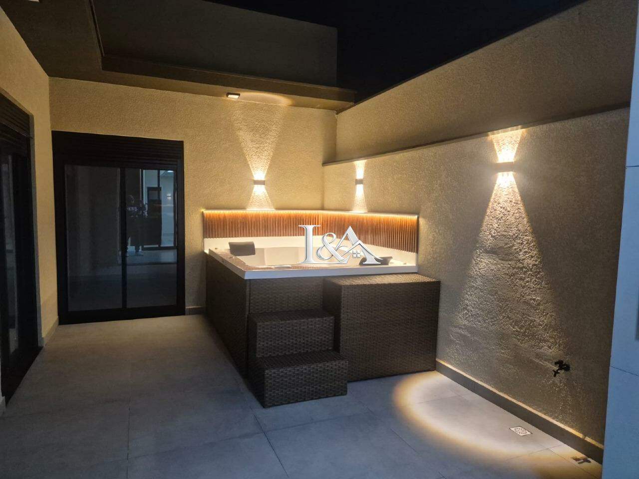 Casa em condomínio à venda no Wanel Ville: 
