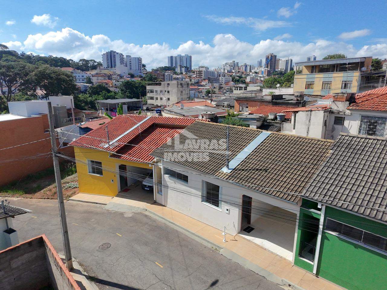 Casa Para Aluguel, 2 Quartos, 1 Suíte, 1 Vaga, Vila São Francisco - Lavras/mg