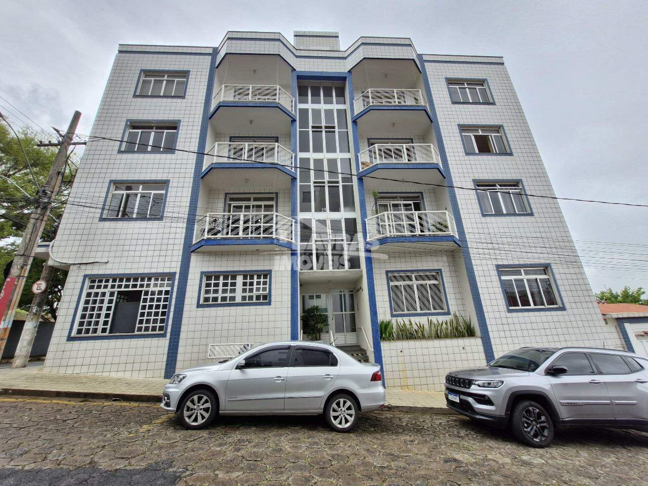 Apartamento Para Aluguel, 3 Quartos, 1 Suíte, 2 Vagas, Arthur Bernardes - Lavras/mg