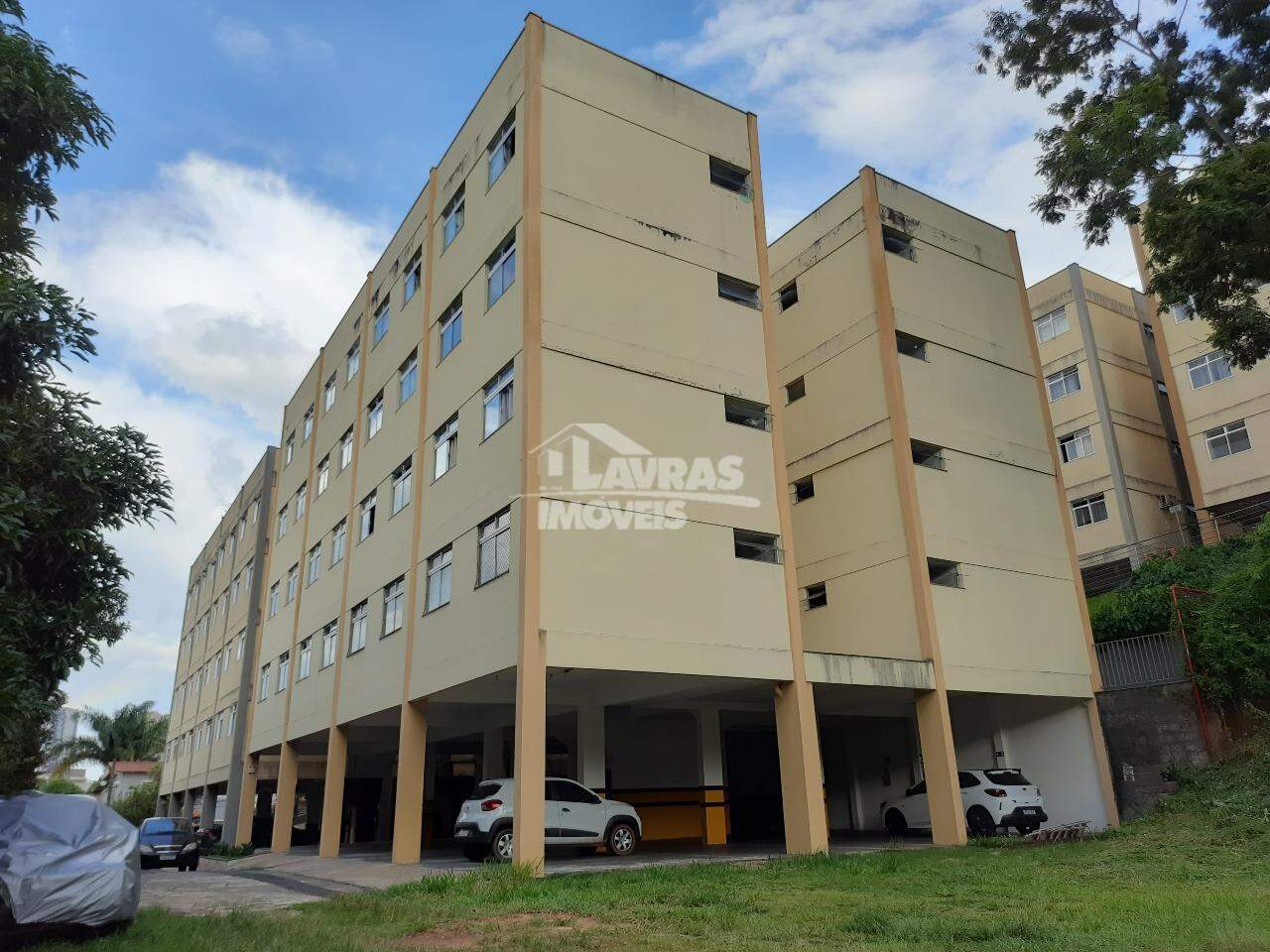 Apartamento Para Aluguel, 3 Quartos, 1 Suíte, 1 Vaga, Centro - Lavras/mg