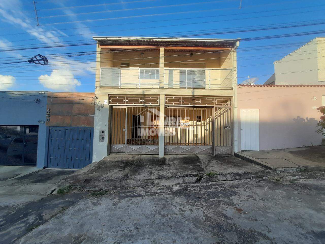 Casa, 3/4 Sendo Uma Suíte, 2 Vagas, No Bairro Eldorado