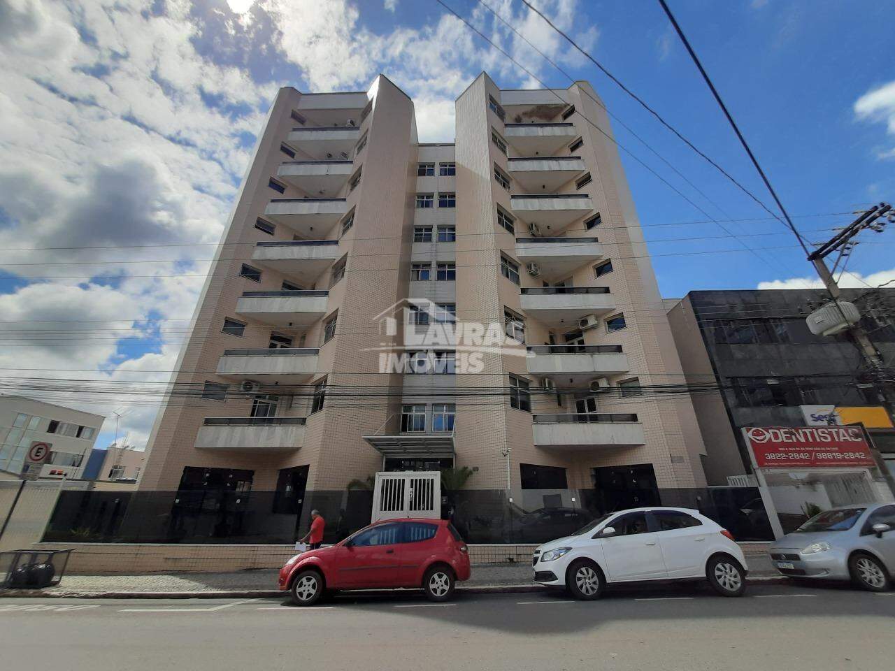 Apartamento Para Aluguel, 3 Quartos, 2 Suítes, 1 Vaga, Centro - Lavras/mg