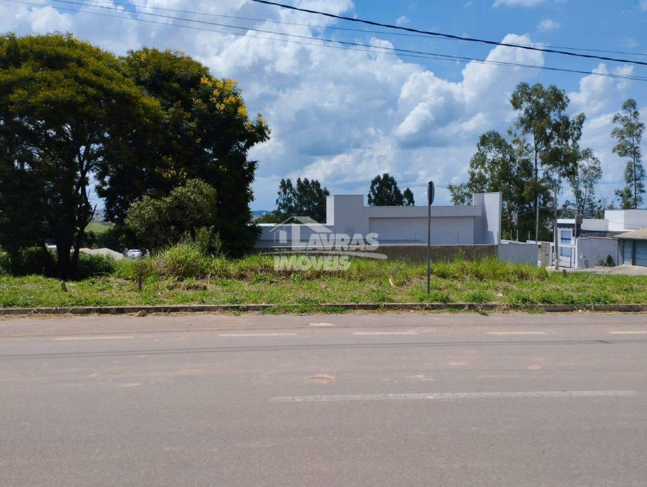 Lote Na Avenida Principal Do Alta Villa!