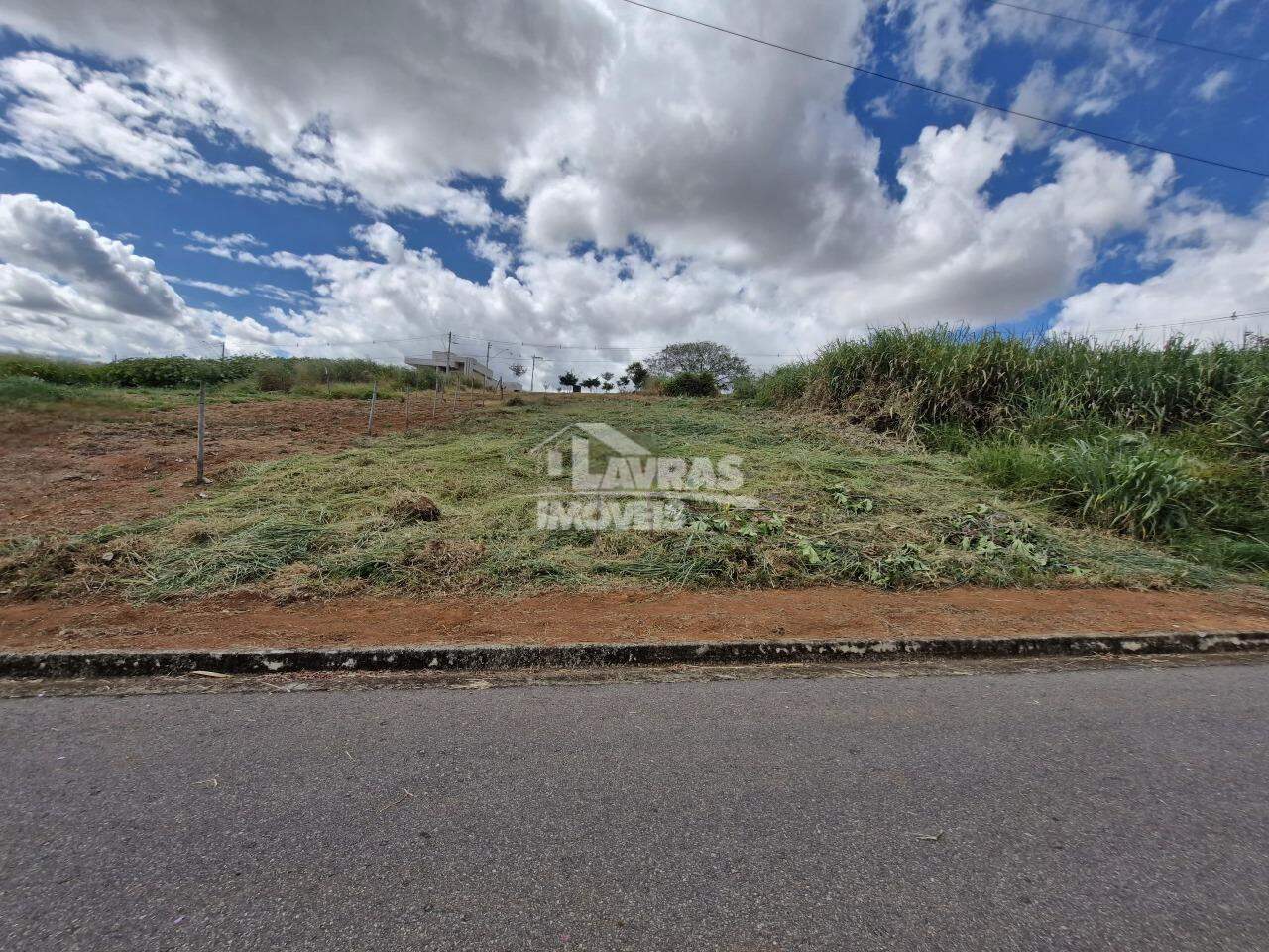Lote Grande PrÓximo Da Ufla!