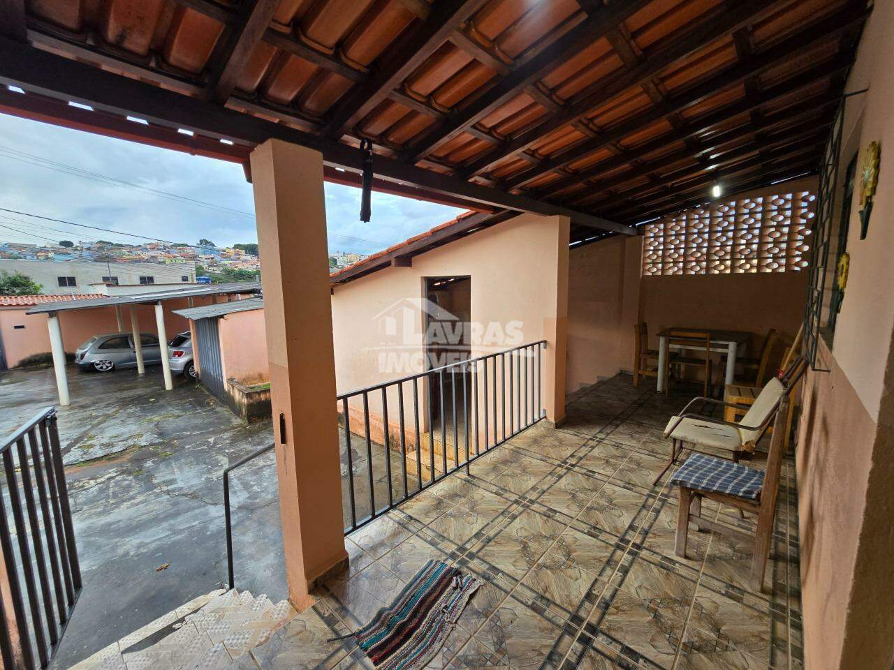 Casa à Venda, 2 Quartos, 4 Vagas, Jardim Floresta - Lavras/mg