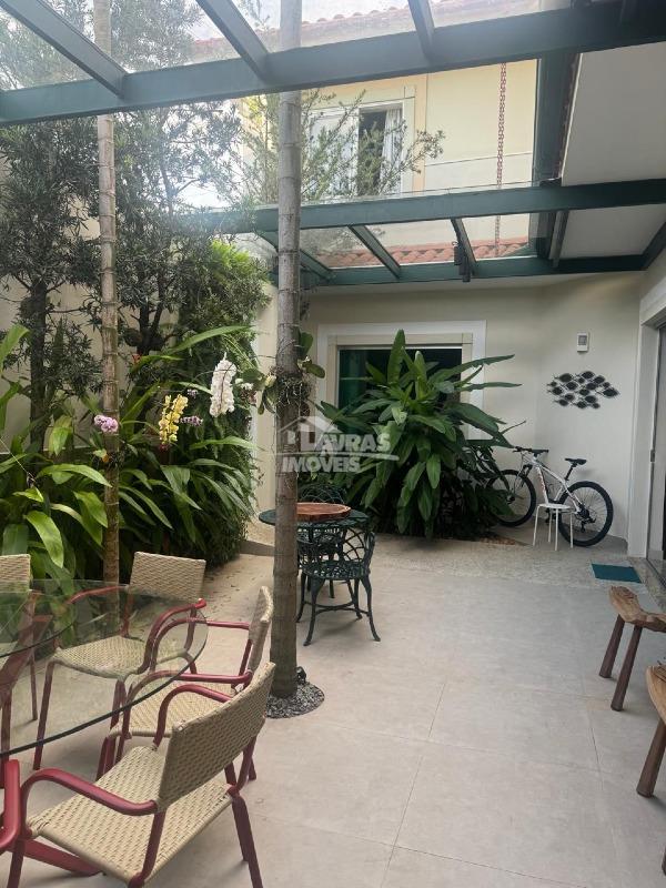 Casa Com 5 Quartos No Condomínio Jardim Das Palmeiras Em Lavras