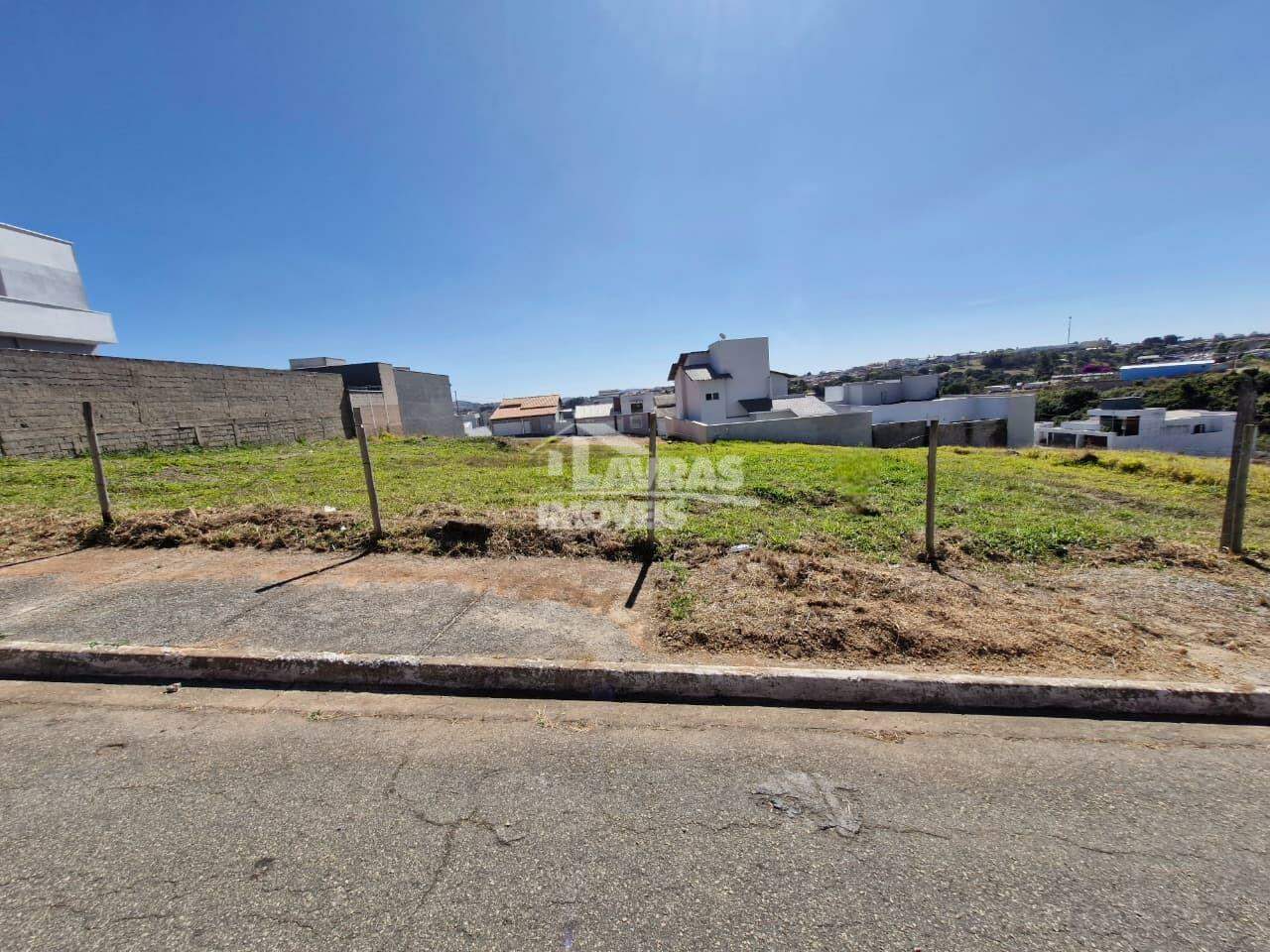Lote Com 360,00 M² No Colinas Iv