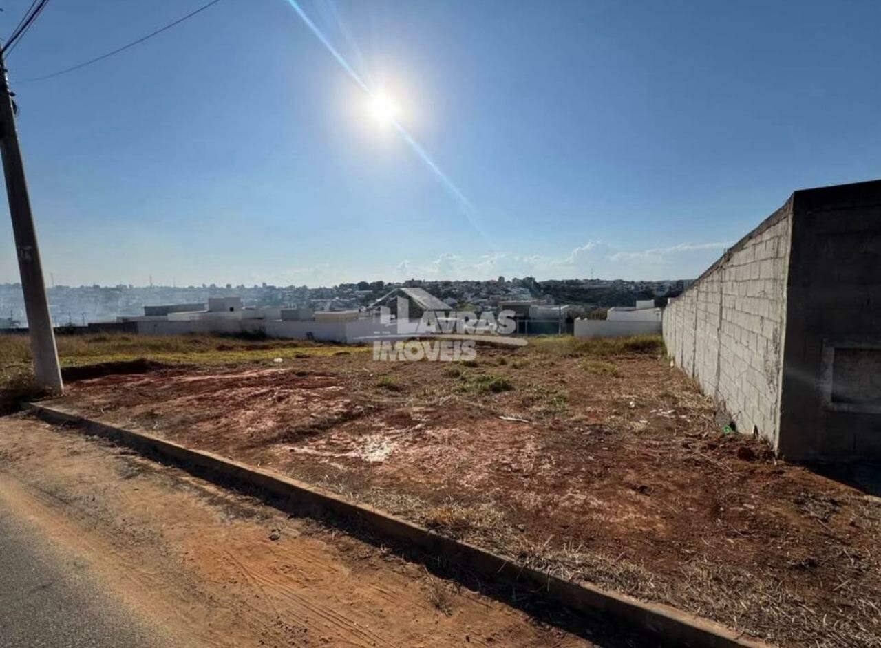 Lote Na Parte Alta Do Residencial Santana!