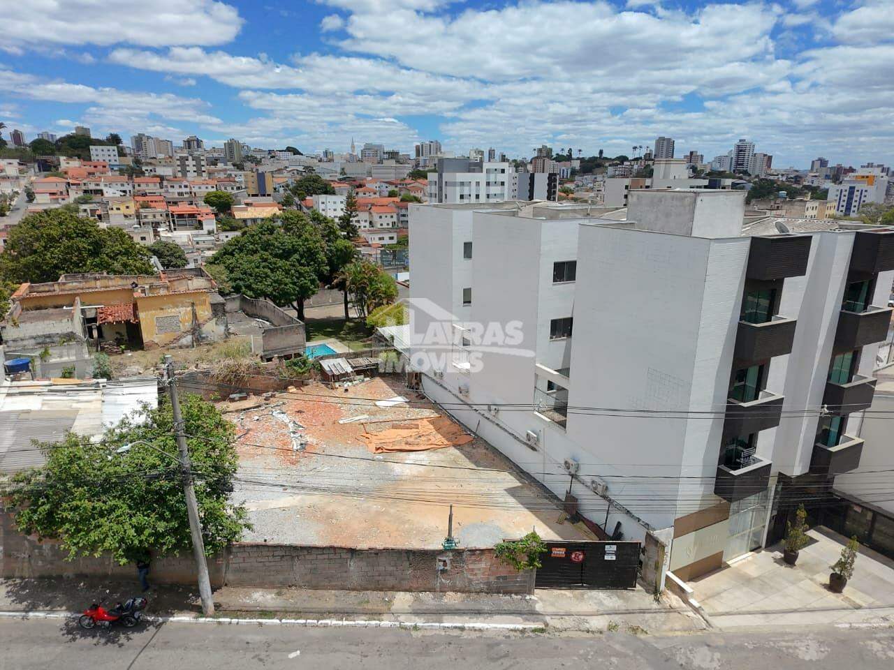 Lote Para Casa Ou Comércio Em Frente Ao Lavras Shopping