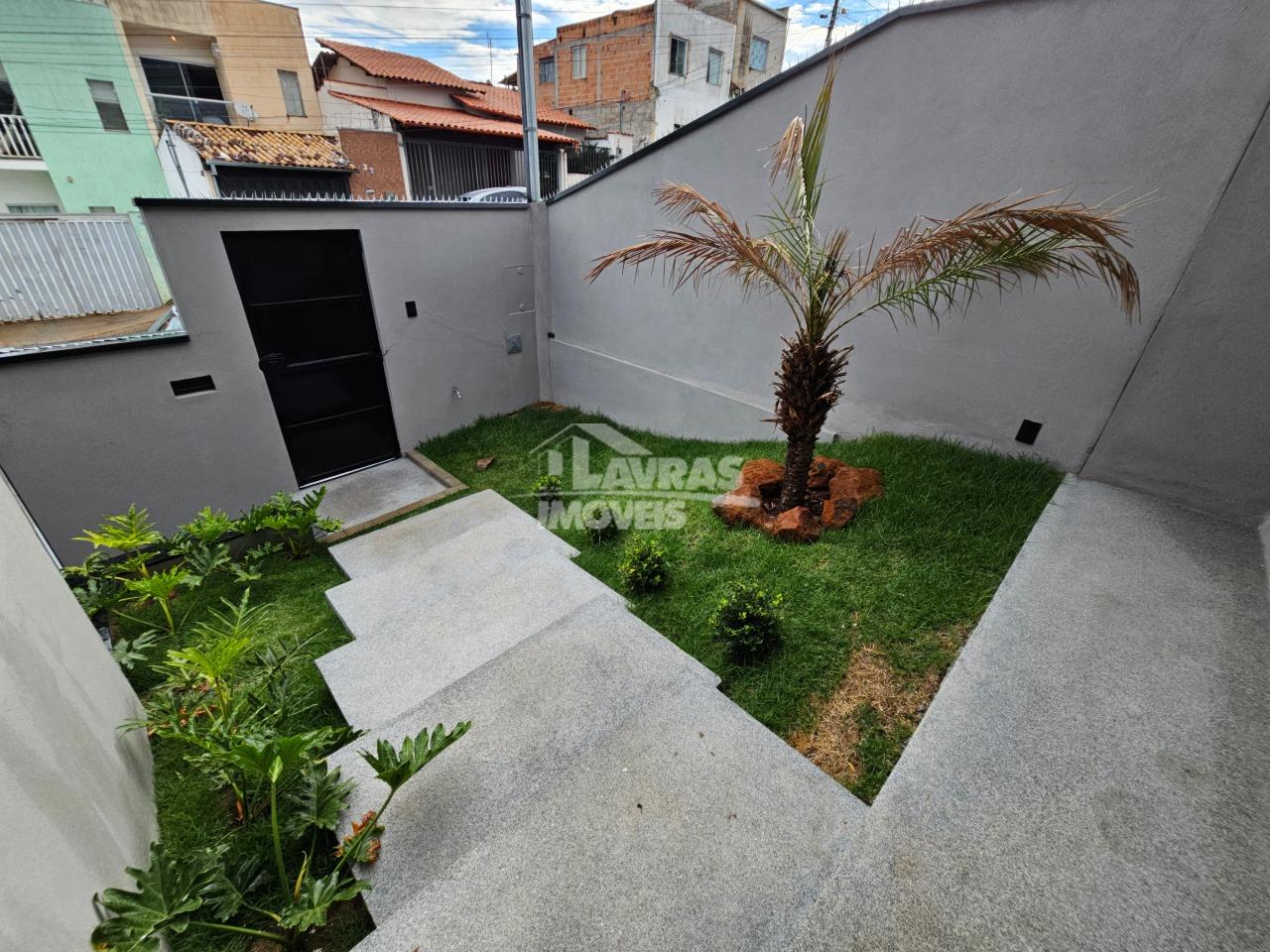 Belíssima Casa No Jardim Campestre Iii