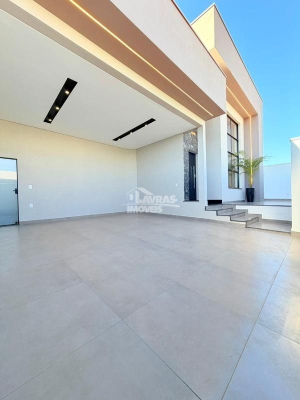 Casa à Venda, 3 Quartos, 1 Suíte, 2 Vagas, Residencial Santana I - Lavras/mg