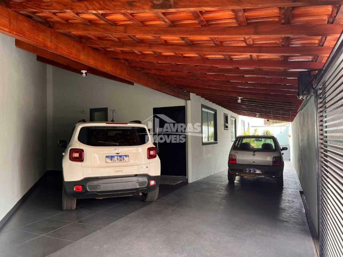 Casa à Venda, 3 Quartos, 1 Suíte, 4 Vagas, Colinas Da Serra - Lavras/mg